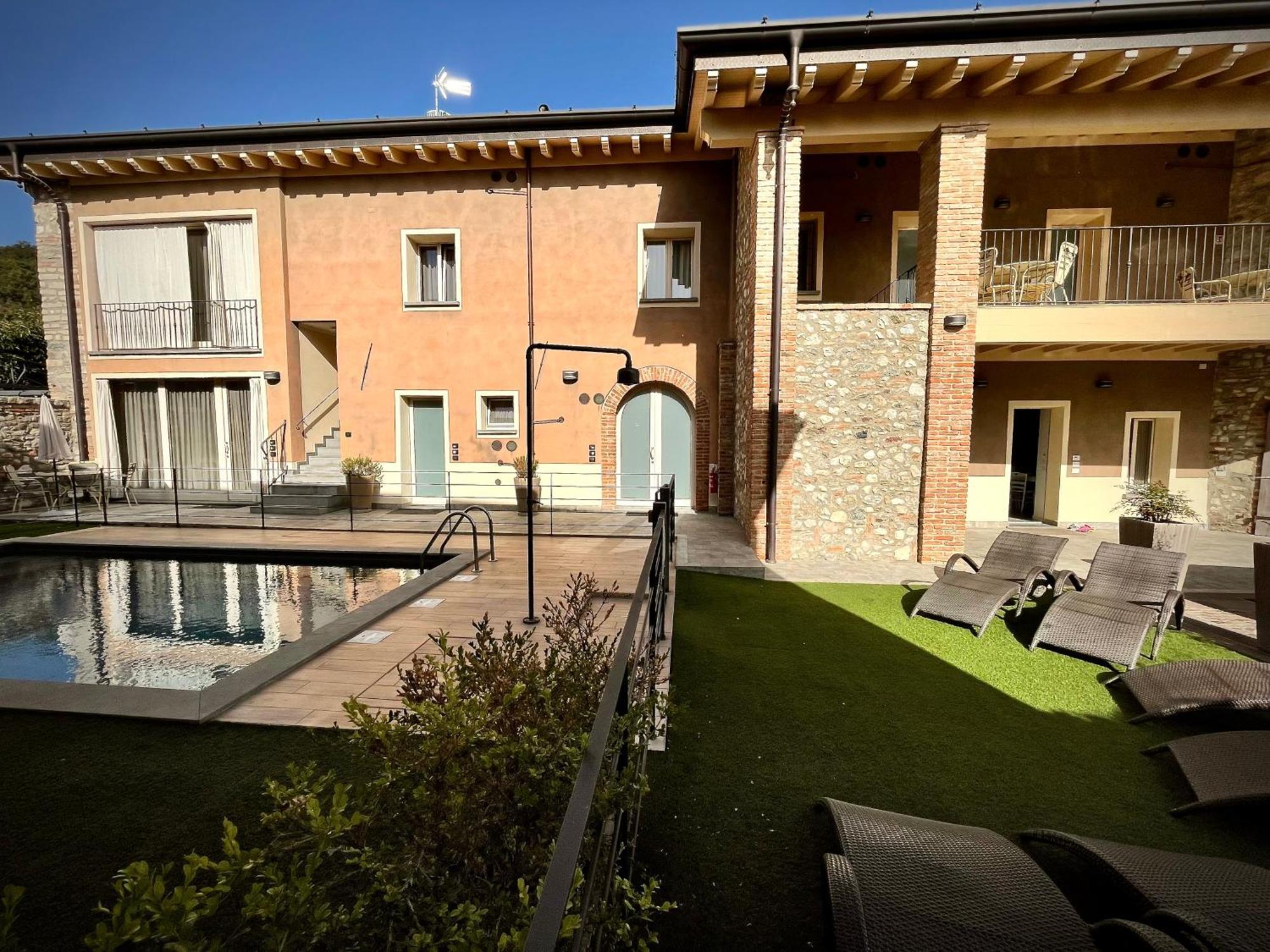 Villa Fontanelle Gardapartments Polpenazze del Garda Bagian luar foto