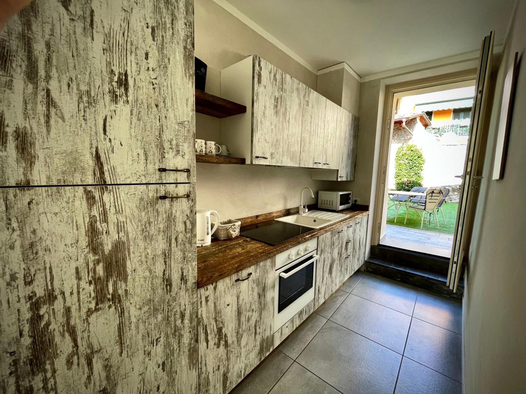 Villa Fontanelle Gardapartments Polpenazze del Garda Bagian luar foto
