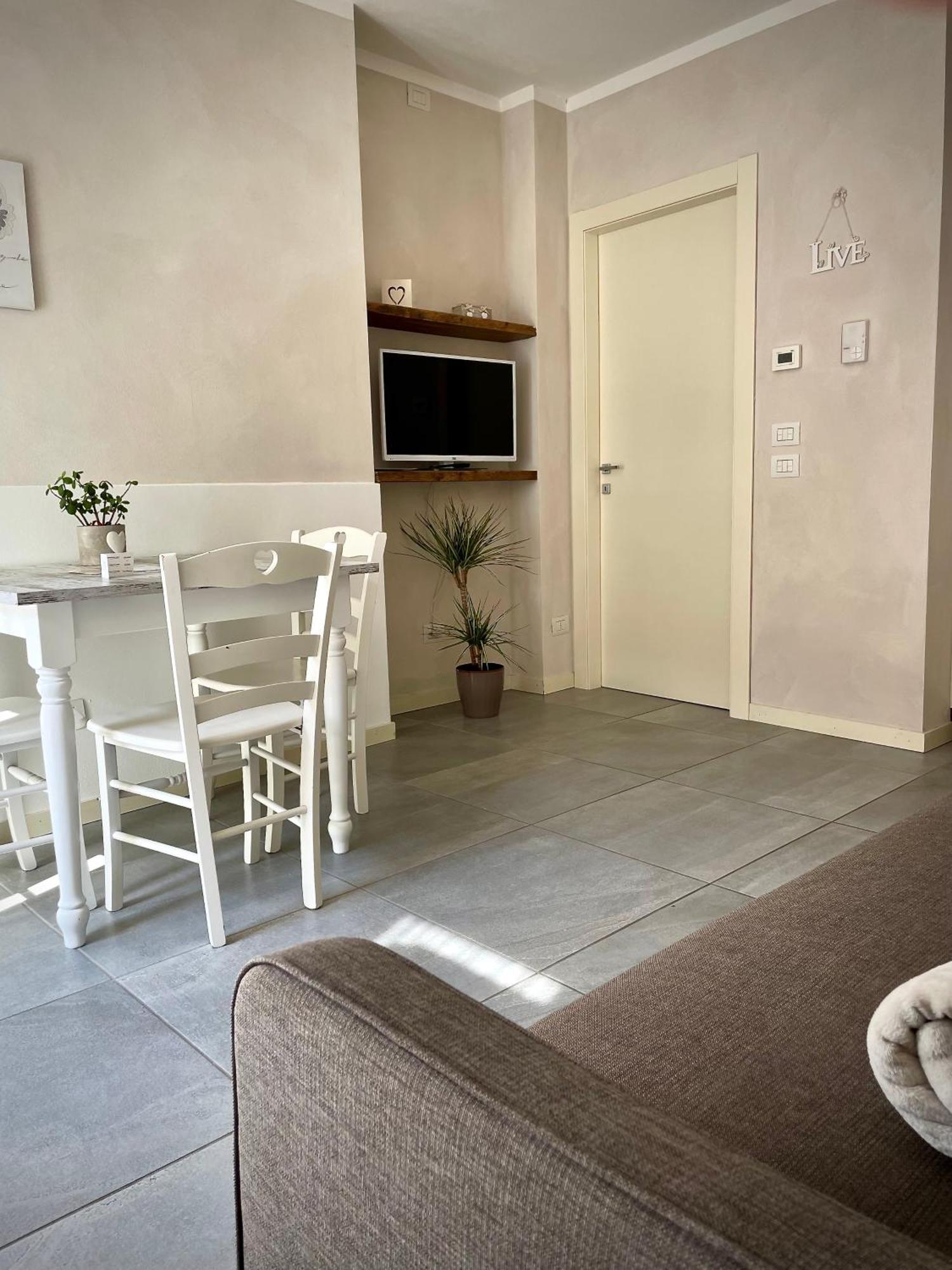 Villa Fontanelle Gardapartments Polpenazze del Garda Bagian luar foto