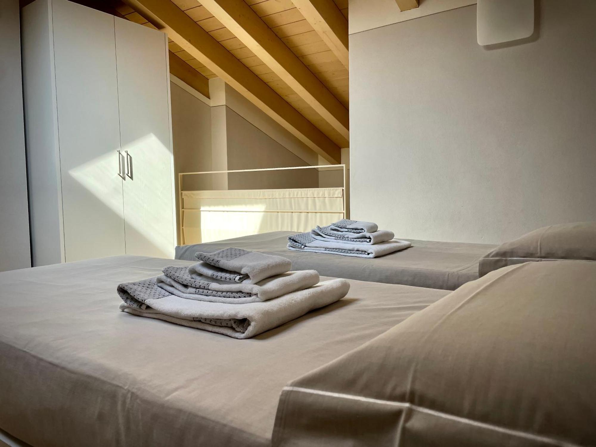 Villa Fontanelle Gardapartments Polpenazze del Garda Bagian luar foto