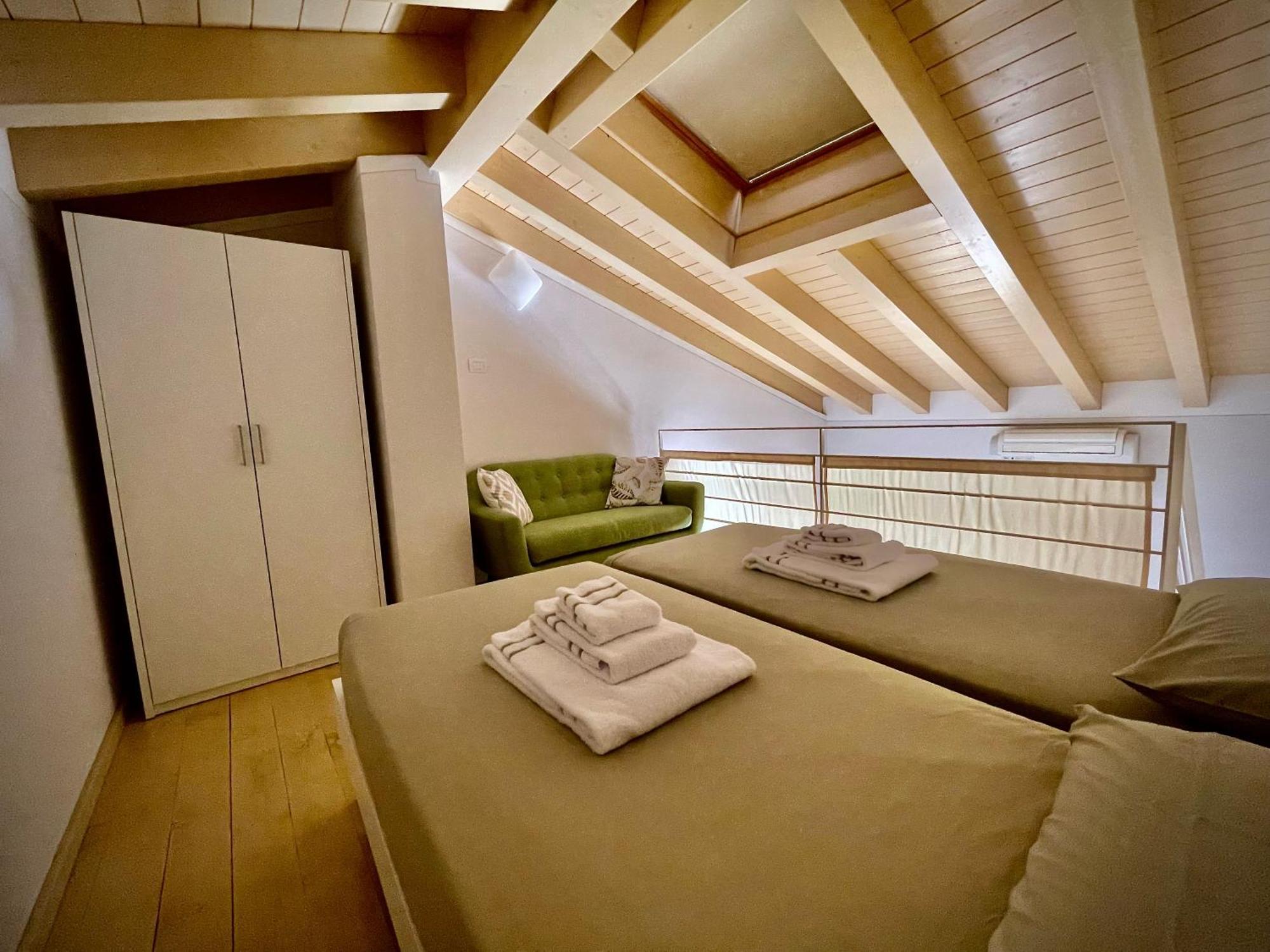 Villa Fontanelle Gardapartments Polpenazze del Garda Bagian luar foto