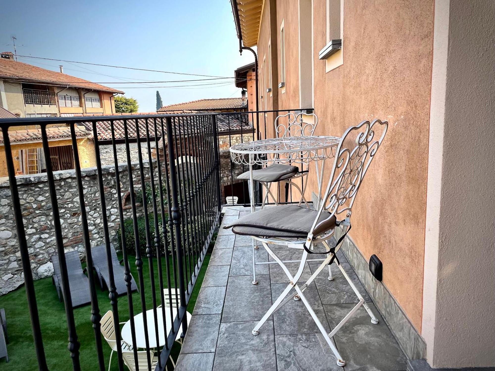Villa Fontanelle Gardapartments Polpenazze del Garda Bagian luar foto