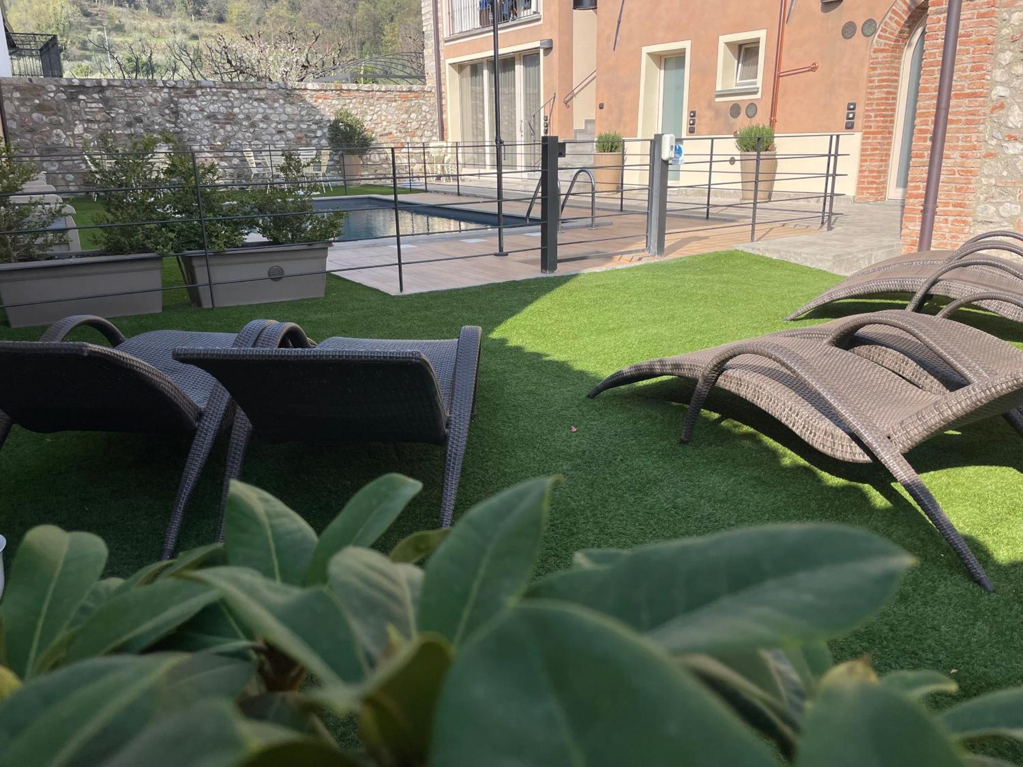 Villa Fontanelle Gardapartments Polpenazze del Garda Bagian luar foto