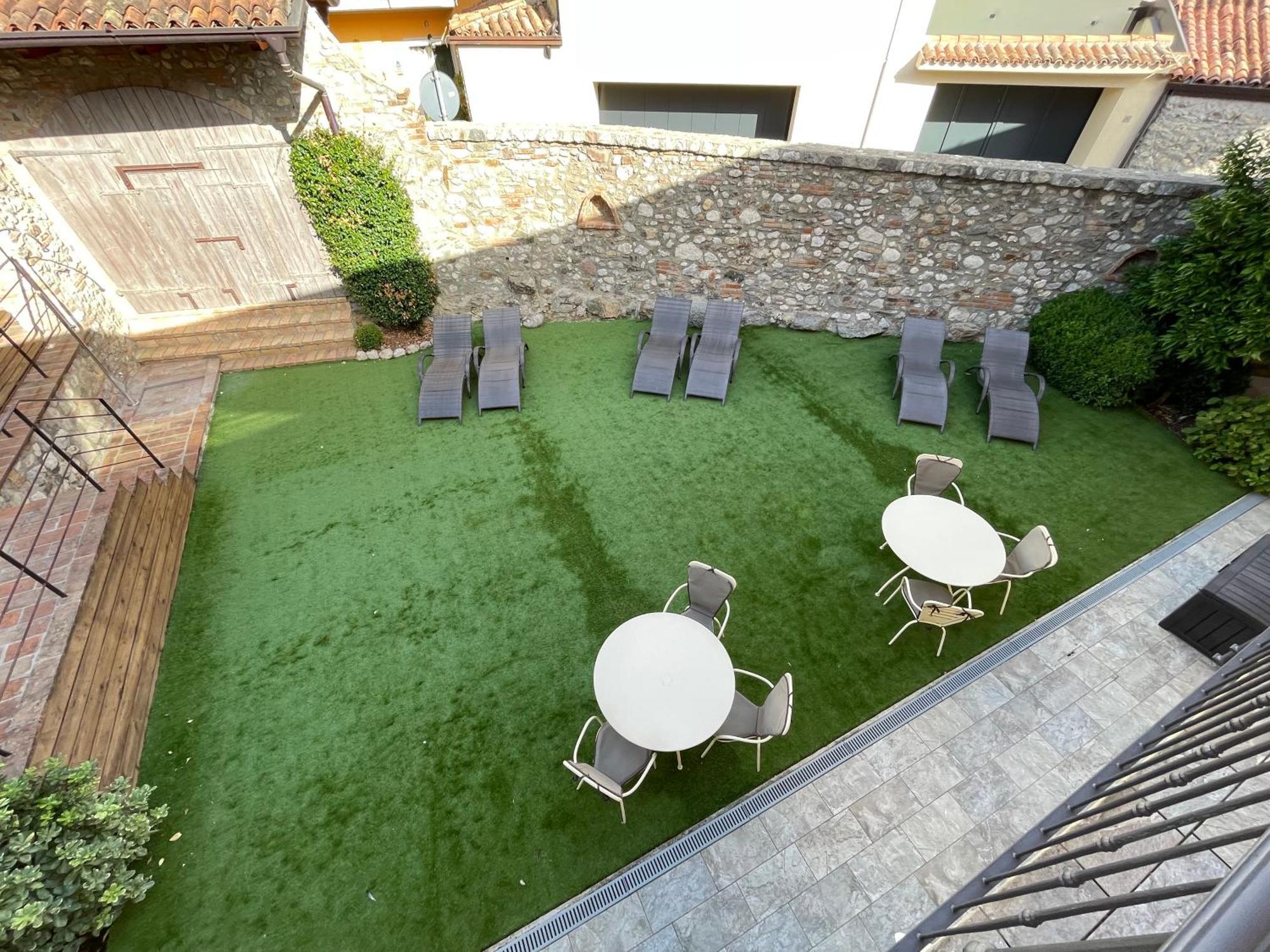 Villa Fontanelle Gardapartments Polpenazze del Garda Bagian luar foto